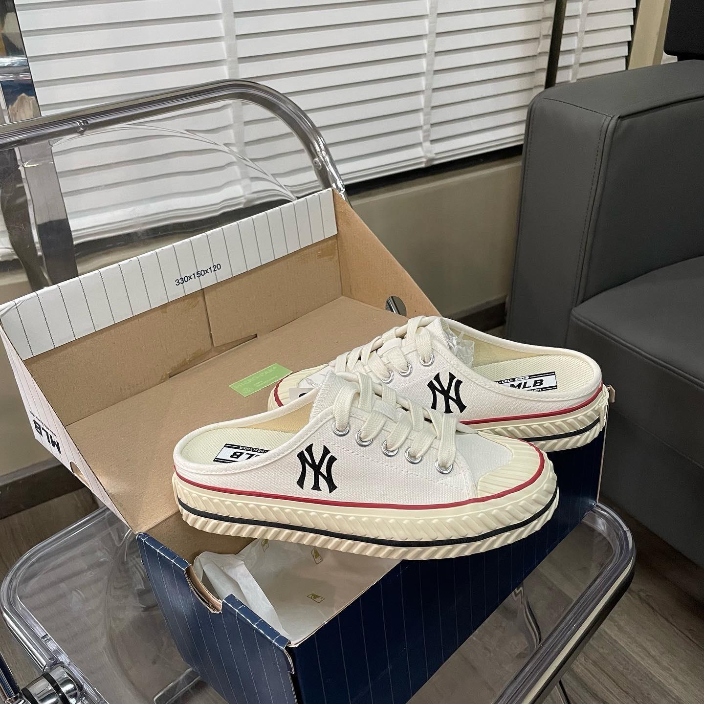 MLB Việt Nam Giày MLB Playball Origin New York Yankees Black BIR MLB Việt Nam #31 MLB Việt Nam Giày MLB Playball Origin New York Yankees Black BIR MLB Việt Nam
